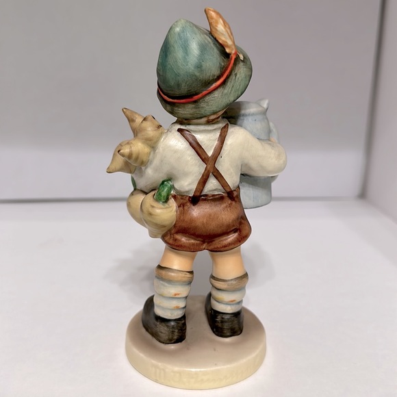 💙TM3 ‘For Father’ Hummel Goebel #87 - Picture 4 of 8